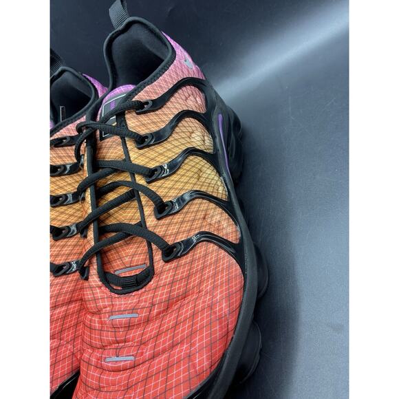 Nike Air VaporMax Plus Grid Sunset Sz 11.5 924453-604 main image 4